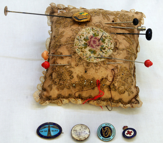 badges