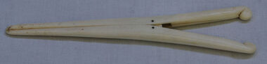 glove stretchers