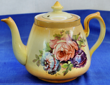 teapot