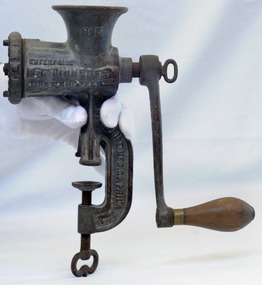meat grinder, Late 19th century