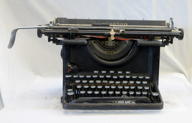 typewriter, Remington, c. early 20th century