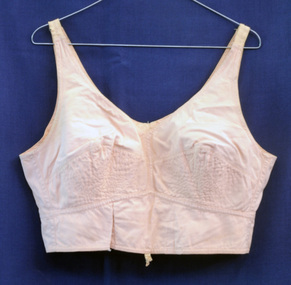 brassiere, La Mode, c. 1930s-1940s