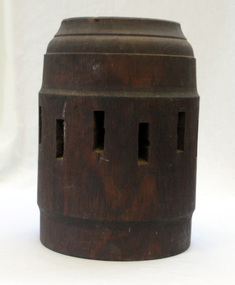 wheel hubs, first half 20th century
