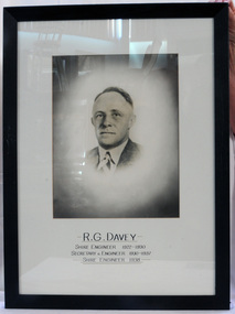 framed photograph, APFA- Davisigns (PG & ME Davis)