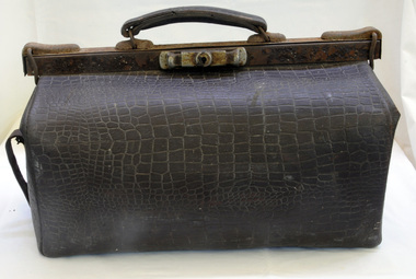 gladstone bag