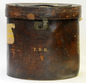 hat box, Early 20th century