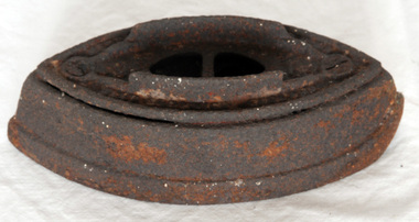 Mrs Potts iron, 1890's -1940's
