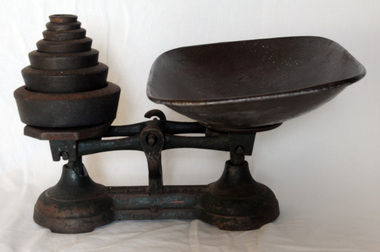 scales and weights, late 19th Century to 1920s