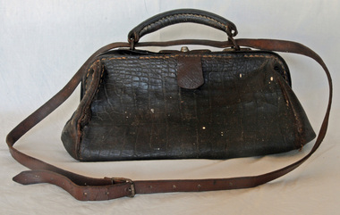 bookmaker's bag, late 19th century