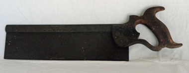 saw, late 19th -early 20th century