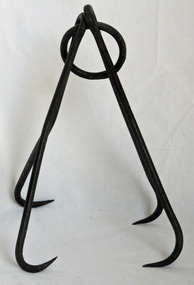 double bag hook, late 19th -first half 20th century