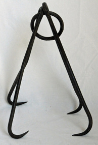 double bag hook, late 19th -first half 20th century