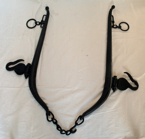 pair of hames, late 19th - early 20th century