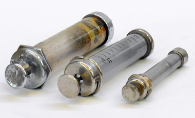syringes, First half 20th century