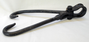 buggy wheel lifter, 1910 -1920