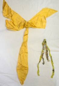 accessories -bows, firts half 20th century