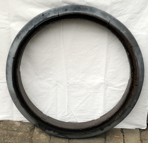 solid rubber tyre, Firestone Tire and Rubber Co, First half 20th century