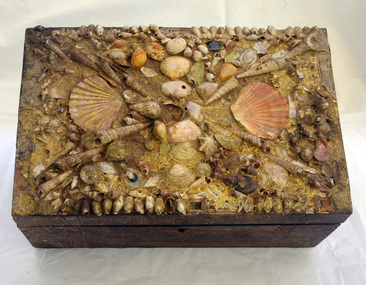 box, Early 20th century