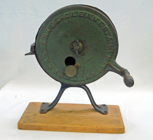 knife cleaner / sharpener, first half 20th century