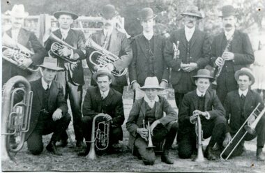 black and white photograph, 1907