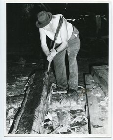 black and white photograph, VR Printing Works, 1975