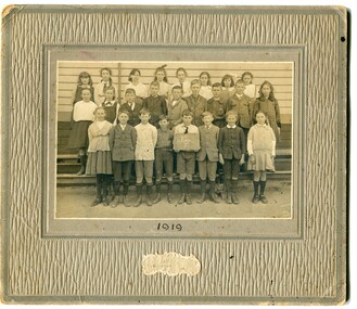 black and white photograph, Wilson, Les G, 1919