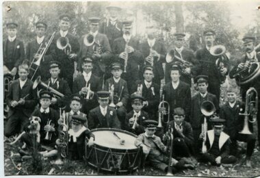 black and white photograph, 1910