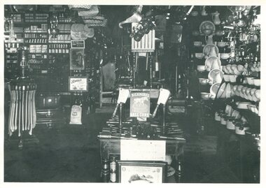 black and white photograph, late 19th - early 20th century