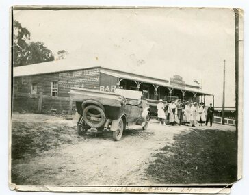 black and white photograph, 1900