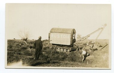 black and white photograph, first half 20th century