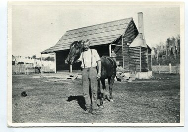 black and white photograph, late 19th century - early 20th century