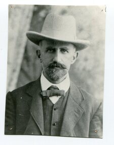 black and white photograph, first half 20th century