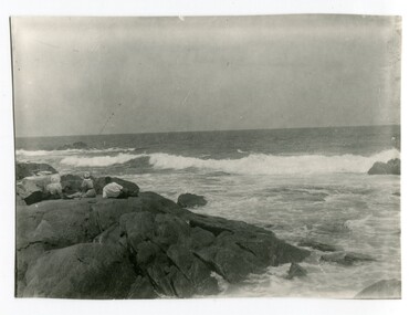 black and white photograph, early 20th century