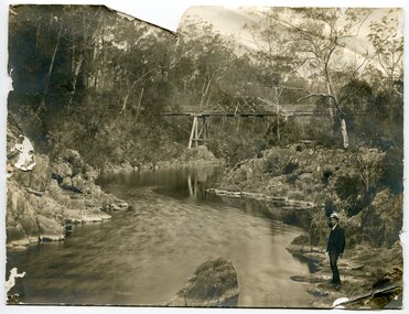 black and white photograph, first half 20th century