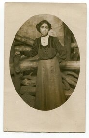 black and white photograph, early 20th century