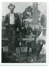 black and white photograph, first half 20th century
