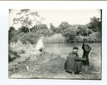 Photograph - black and white photograph, late 19th - early 20th century?