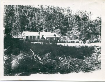 black and white photograph, late 19th century - early 20th century