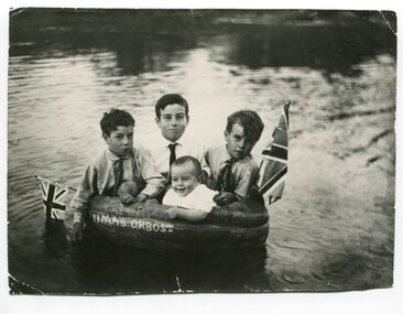 black and white photograph, Warren, Mrs H, first half 20th century