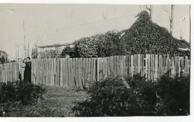 black and white photograph, late 19th century - early 20th century