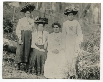 black and white photograph, late 19th century - early 20th century