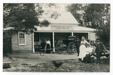 black and white photograph, early 20th century