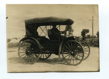 black and white photograph, 1910