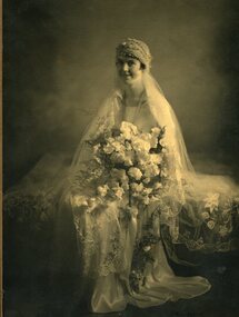 black and white photograph, Hollick, Ruth, 1920s