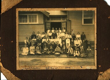 black and white photograph, 1915