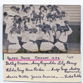 black and white photograph, 1915 ?
