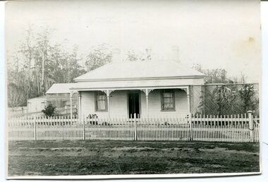 black and white photograph, November 9 1896