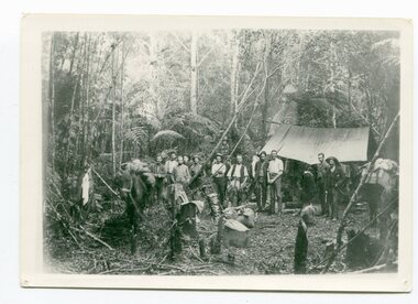 black / white photograph, 1897
