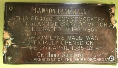 Plaque - Lawson Lane Mall - Plaque, East Gippsland shire Council, 1985