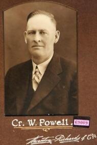 Photo - Powell W, Thornton Richards & Co, Powell W. Councilor 1942-43